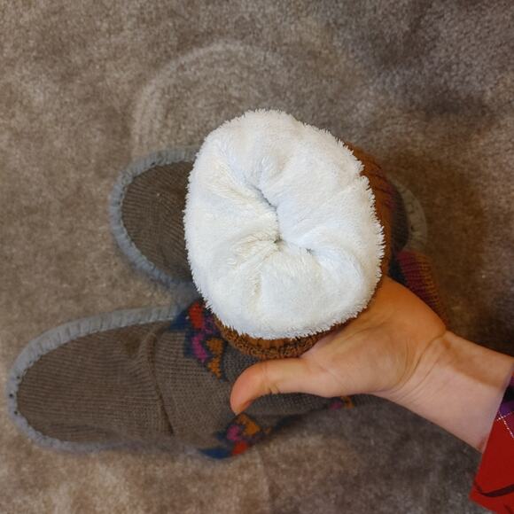 Eddie Bauer Slippers SIze Small / Medium Aztec Print Soft Rubber Bottom S/M NWOT - Picture 8 of 10